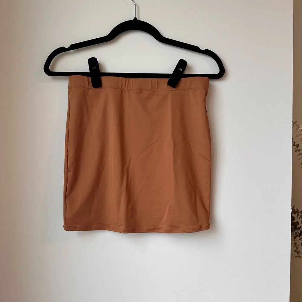 SKIMS Women’s Swim Sarong in Warm Brown